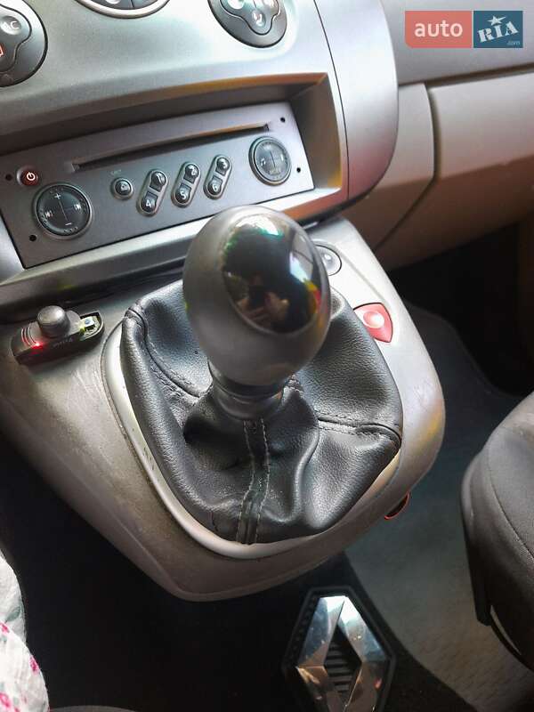 Седан Renault Megane Scenic 2005 в Одессе