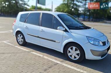 Седан Renault Megane Scenic 2005 в 