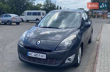 Минивэн Renault Megane Scenic 2010 в 