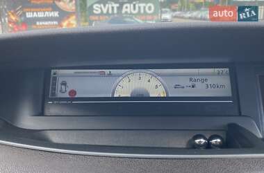 Минивэн Renault Megane Scenic 2010 в 