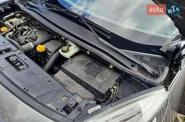 Минивэн Renault Megane Scenic 2012 в 
