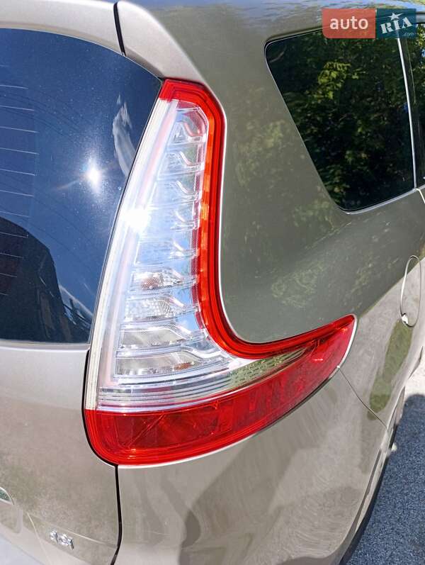 Мінівен Renault Megane Scenic 2012 в Полтаві