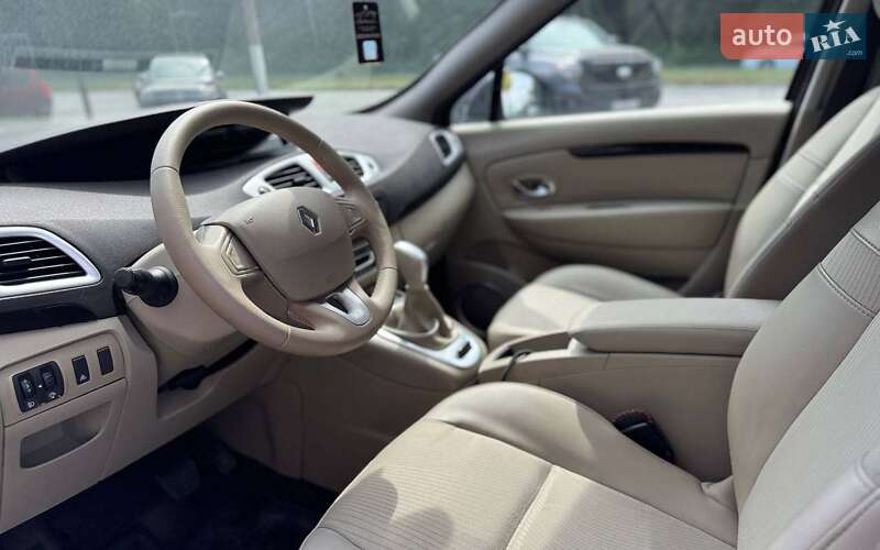 Минивэн Renault Megane Scenic 2010 в Черновцах