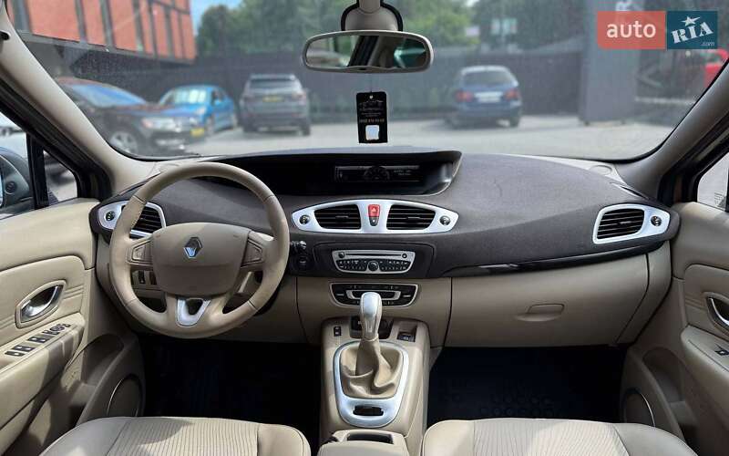 Минивэн Renault Megane Scenic 2010 в Черновцах