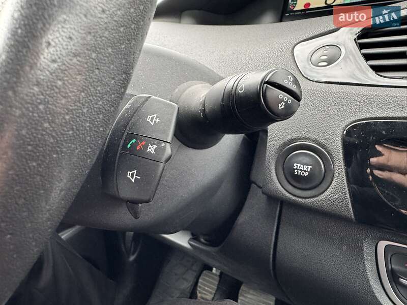 Минивэн Renault Megane Scenic 2011 в Тернополе