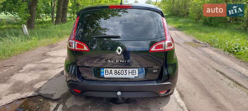 Минивэн Renault Megane Scenic 2011 в Александрие фото 7 Минивэн Renault Megane Scenic 2011 в Александрие