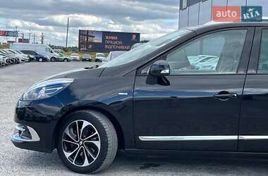 Минивэн Renault Megane Scenic 2014 в 