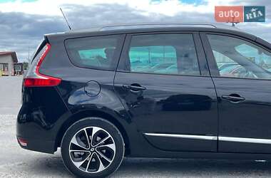 Минивэн Renault Megane Scenic 2014 в 