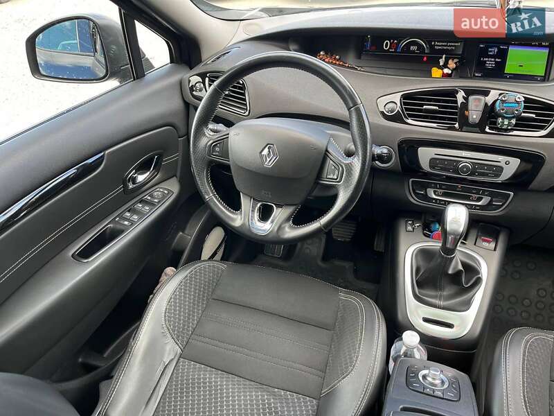Мінівен Renault Megane Scenic 2014 в Львові фото 30 Мінівен Renault Megane Scenic 2014 в Львові