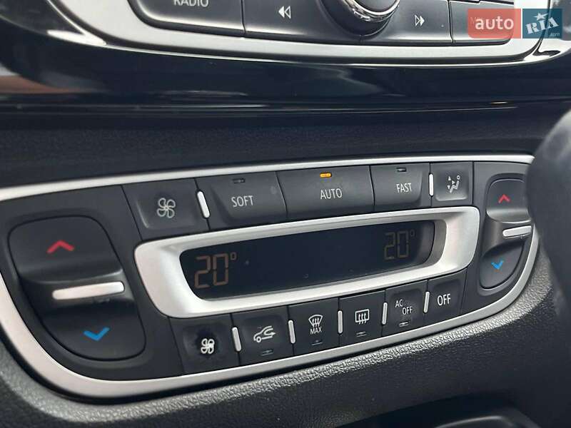 Мінівен Renault Megane Scenic 2014 в Львові фото 43 Мінівен Renault Megane Scenic 2014 в Львові