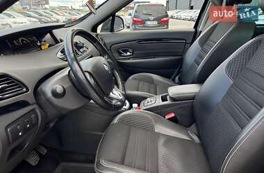 Минивэн Renault Megane Scenic 2014 в 