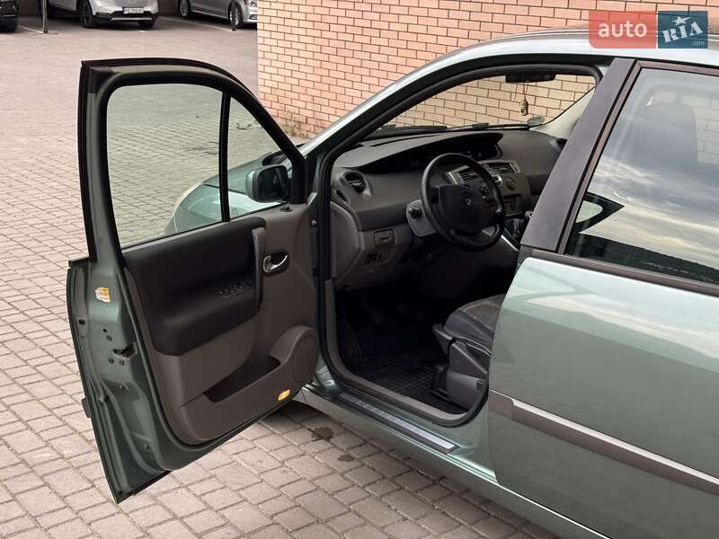 Минивэн Renault Megane Scenic 2006 в Днепре