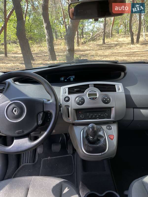 Мінівен Renault Megane Scenic 2007 в Миколаєві фото 6 Мінівен Renault Megane Scenic 2007 в Миколаєві
