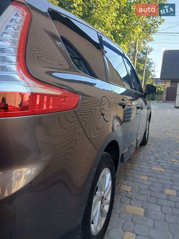 Минивэн Renault Megane Scenic 2014 в Виннице