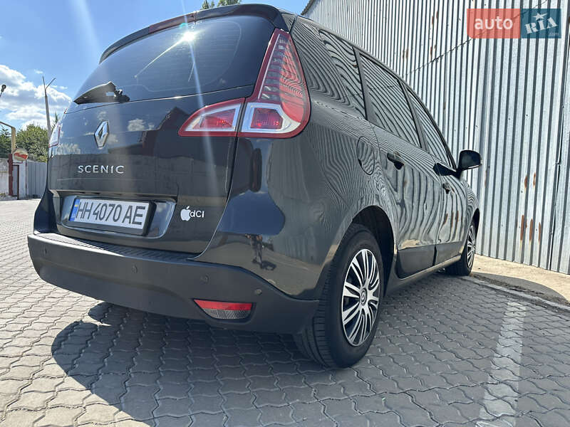 Минивэн Renault Megane Scenic 2010 в Одессе