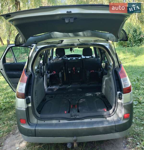 Минивэн Renault Megane Scenic 2006 в Староконстантинове