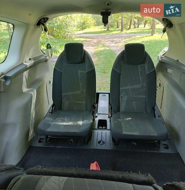 Минивэн Renault Megane Scenic 2006 в Староконстантинове