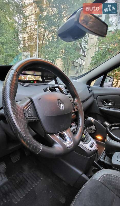 Минивэн Renault Megane Scenic 2016 в Киеве