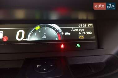 Минивэн Renault Megane Scenic 2011 в 