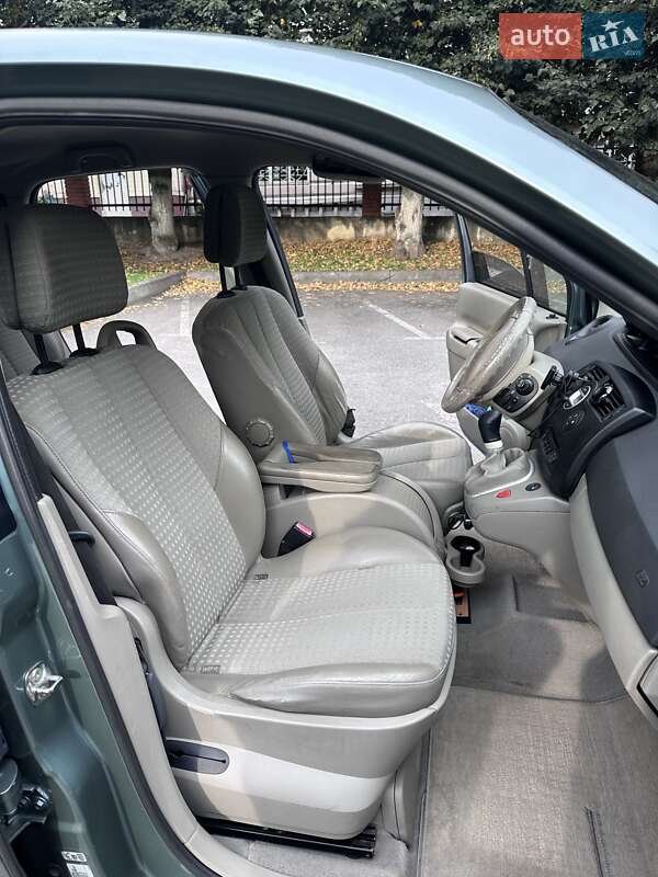 Минивэн Renault Megane Scenic 2004 в Тернополе фото 21 Минивэн Renault Megane Scenic 2004 в Тернополе