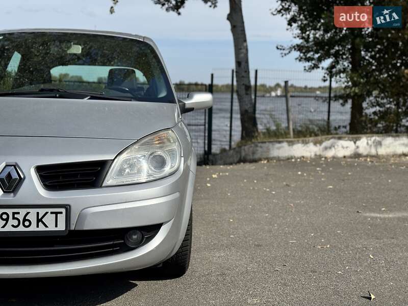 Минивэн Renault Megane Scenic 2008 в Киеве