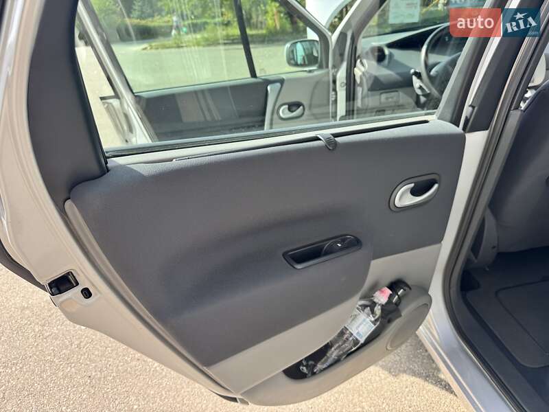 Минивэн Renault Megane Scenic 2008 в Киеве