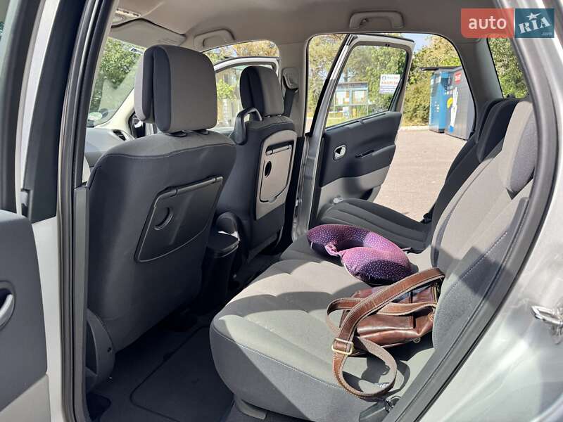 Минивэн Renault Megane Scenic 2008 в Киеве