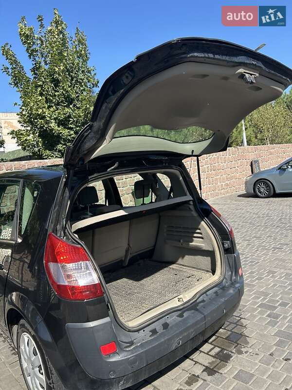 Минивэн Renault Megane Scenic 2004 в Кропивницком