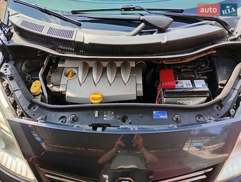 Минивэн Renault Megane Scenic 2007 в Южноукраинске фото 3 Минивэн Renault Megane Scenic 2007 в Южноукраинске