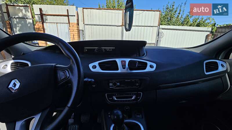 Минивэн Renault Megane Scenic 2009 в Днепре