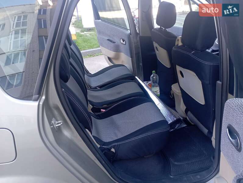 Минивэн Renault Megane Scenic 2007 в Бориславе фото 9 Минивэн Renault Megane Scenic 2007 в Бориславе