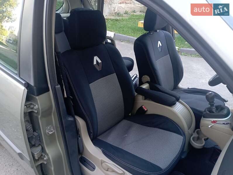 Минивэн Renault Megane Scenic 2007 в Бориславе фото 16 Минивэн Renault Megane Scenic 2007 в Бориславе