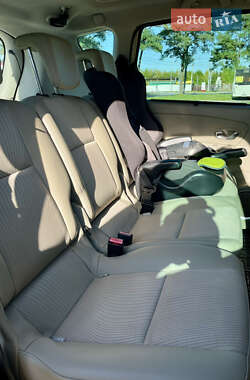 Минивэн Renault Megane Scenic 2010 в 