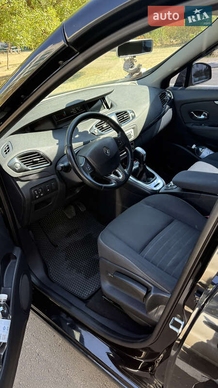 Минивэн Renault Megane Scenic 2016 в Николаеве