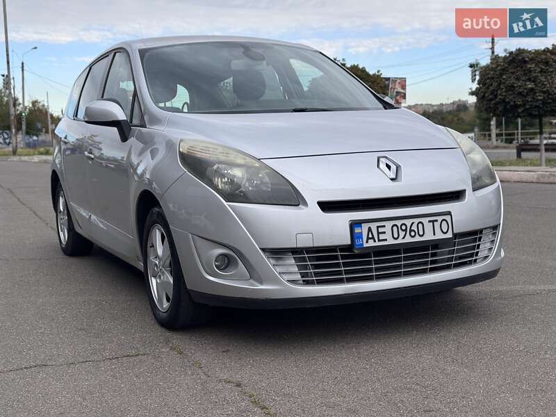 Минивэн Renault Megane Scenic 2009 в Кривом Роге