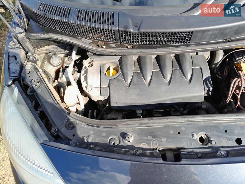 Минивэн Renault Megane Scenic 2005 в Полтаве