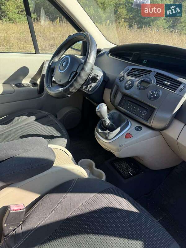 Минивэн Renault Megane Scenic 2006 в Кременчуге