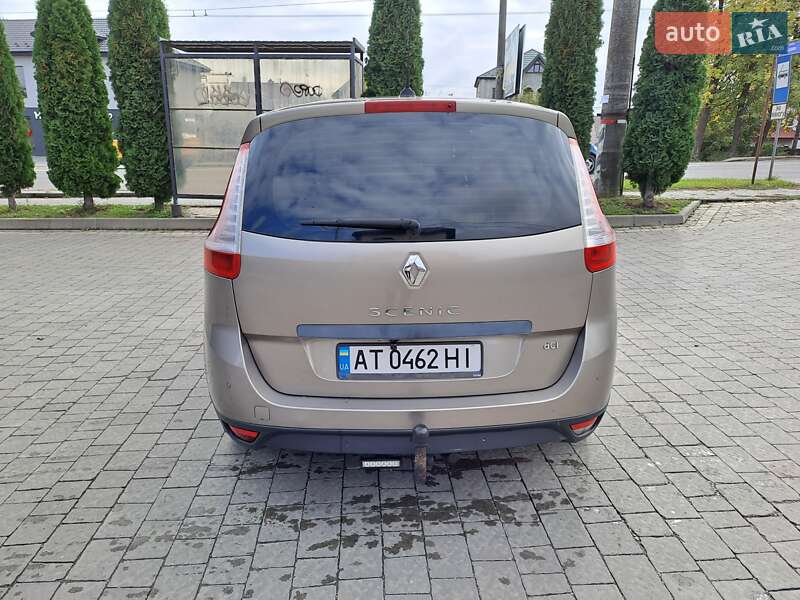 Минивэн Renault Megane Scenic 2010 в Ивано-Франковске