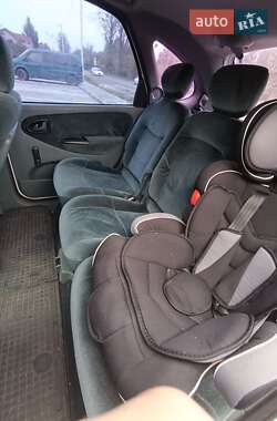 Минивэн Renault Megane Scenic 1998 в 