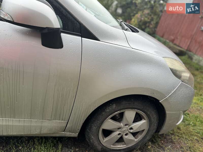 Минивэн Renault Megane Scenic 2011 в Ивано-Франковске фото 2 Минивэн Renault Megane Scenic 2011 в Ивано-Франковске