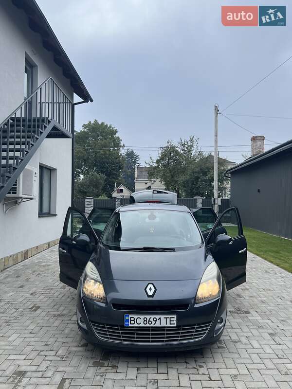 Минивэн Renault Megane Scenic 2011 в Львове