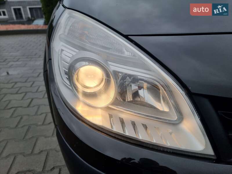 Минивэн Renault Megane Scenic 2008 в Виннице