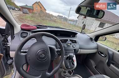 Минивэн Renault Megane Scenic 2005 в 