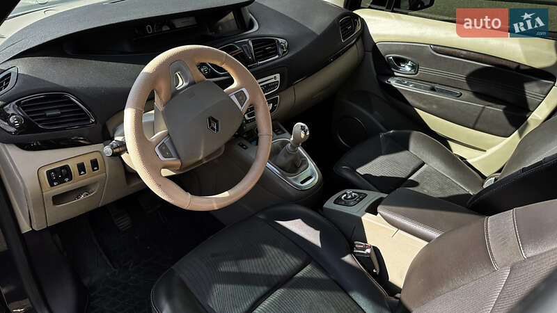 Минивэн Renault Megane Scenic 2011 в Одессе фото 13 Минивэн Renault Megane Scenic 2011 в Одессе