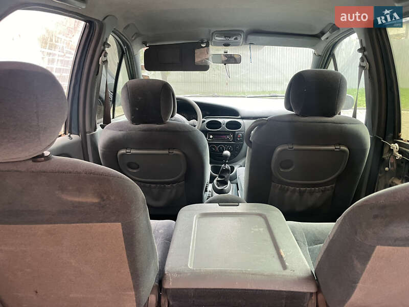 Мінівен Renault Megane Scenic 1998 в Чернівцях