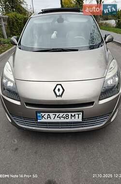 Мінівен Renault Megane Scenic 2010 в 