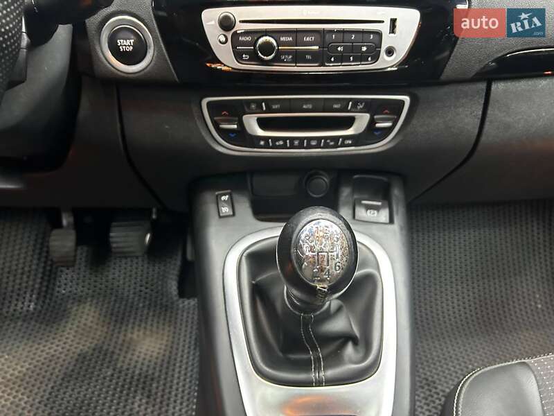 Мінівен Renault Megane Scenic 2012 в Чернівцях фото 21 Мінівен Renault Megane Scenic 2012 в Чернівцях