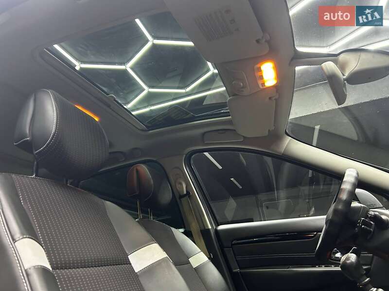 Мінівен Renault Megane Scenic 2012 в Чернівцях фото 26 Мінівен Renault Megane Scenic 2012 в Чернівцях