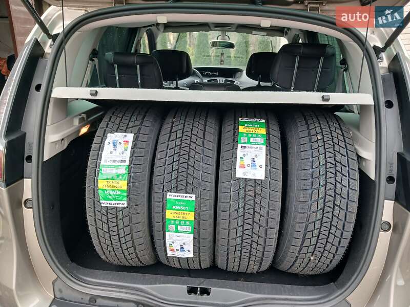 Мінівен Renault Megane Scenic 2012 в Ходореві