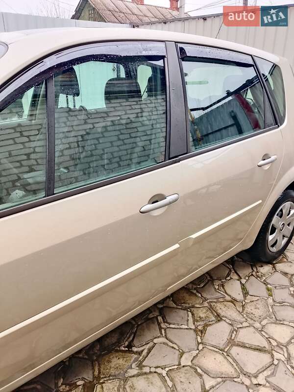 Минивэн Renault Megane Scenic 2009 в Коростене